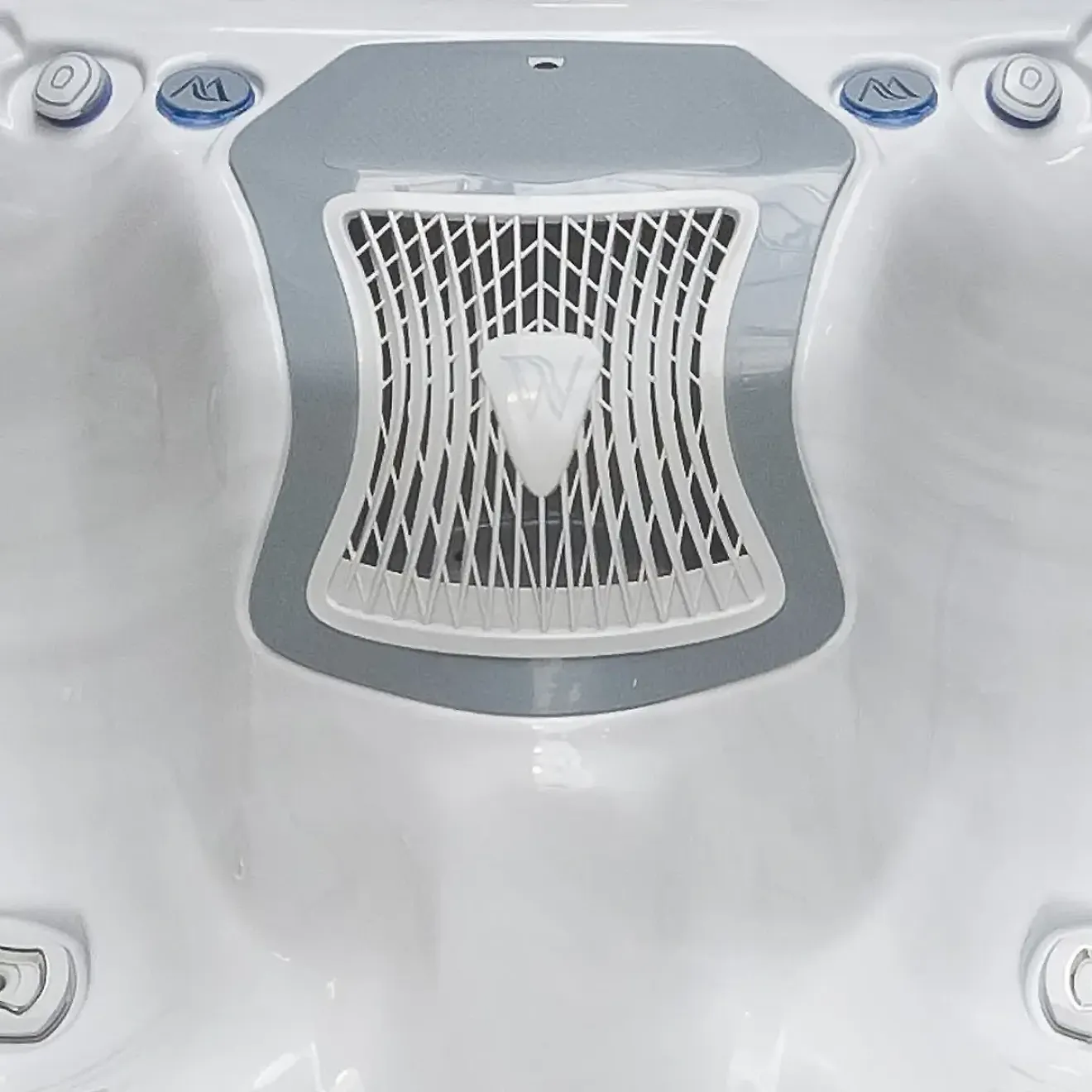 Wellis Whirlpool ELBRUS Deluxe Life aus der Life Line Serie - 7 Sitze für perfekte Aussicht