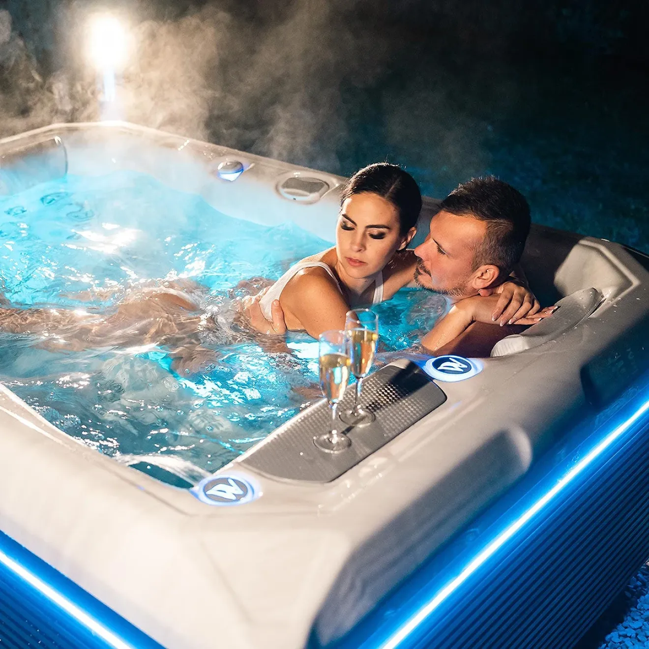 Wellis Whirlpool TEIDE DELUXE Life aus der Life Line Serie - der Familienwhirlpool von Wellis