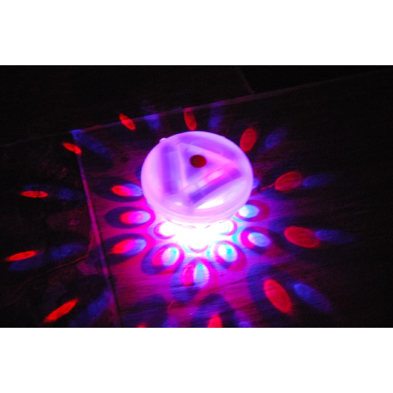 Whirlpool Tornado LED Whirlpool Tornado LED – schwimmender Lichtzauber
