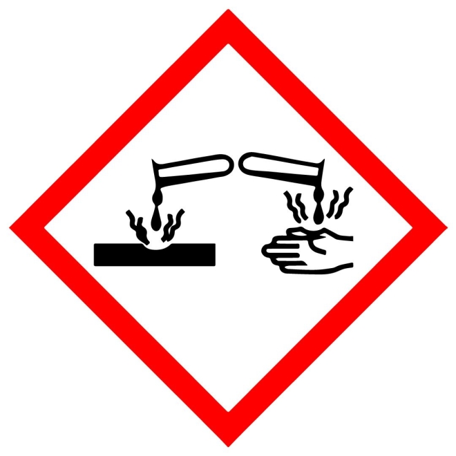 Achtung: Biozidprodukt kann Haut und Augen schwer schädigen und Metalle angreifen – Gefahrensymbol Ätzend