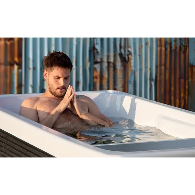 Wellis Iceland Kältebad