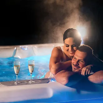 Wellis Whirlpool TEIDE DELUXE Life aus der Life Line Serie - der Familienwhirlpool von Wellis